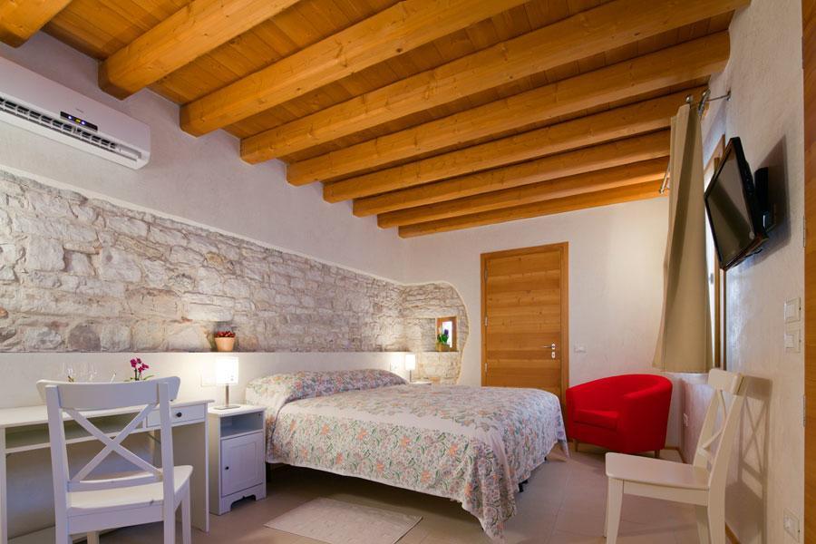 ヴァルドッビアーデネ Le Zitelle Di Ron Bed & Breakfast エクステリア 写真